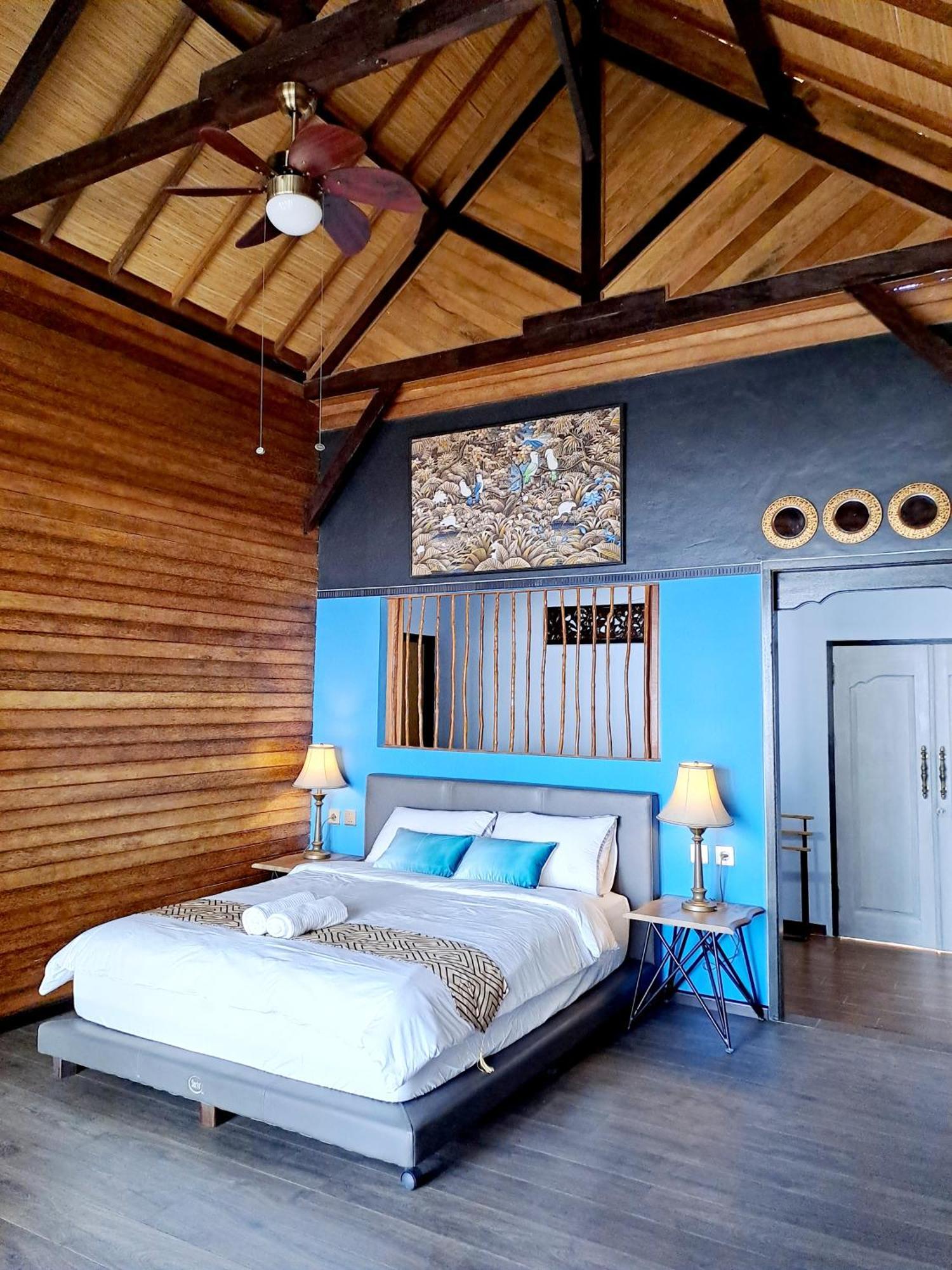 Beach House Penida Ped Exterior photo